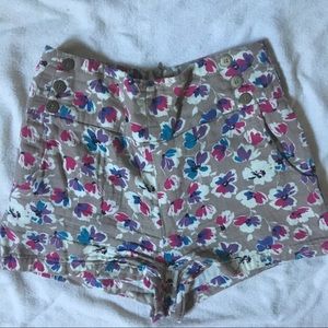 HIGH WAISTED FLOWER PATTERN SHORTS